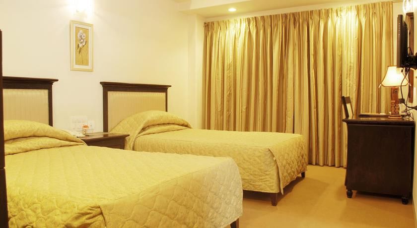 Ambience Executive Pimpri-Chinchwad Exterior photo