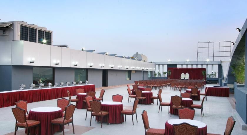 Ambience Executive Pimpri-Chinchwad Exterior photo