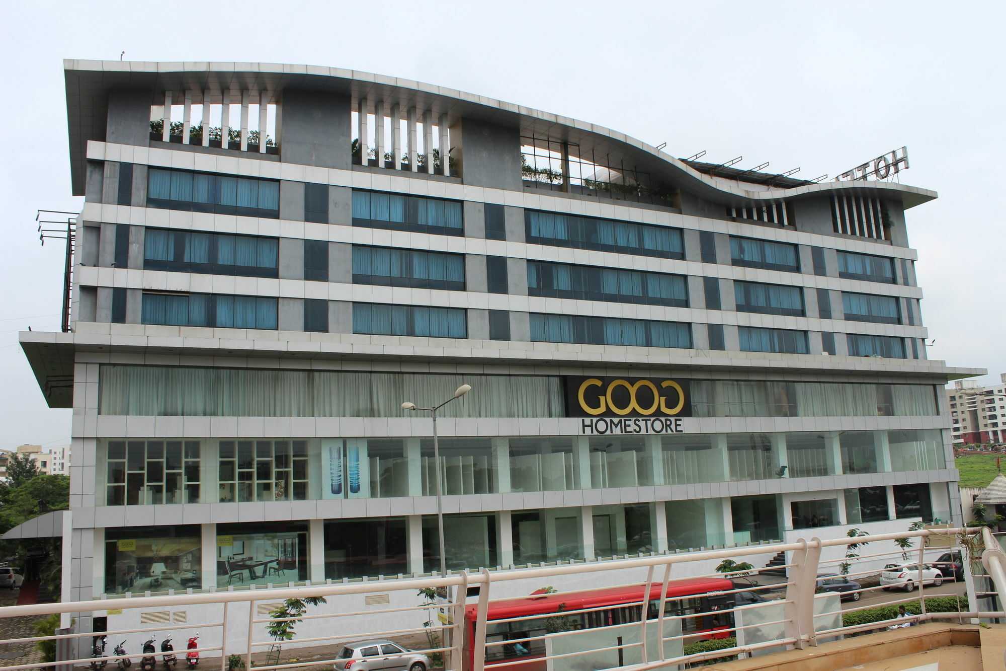 Ambience Executive Pimpri-Chinchwad Exterior photo